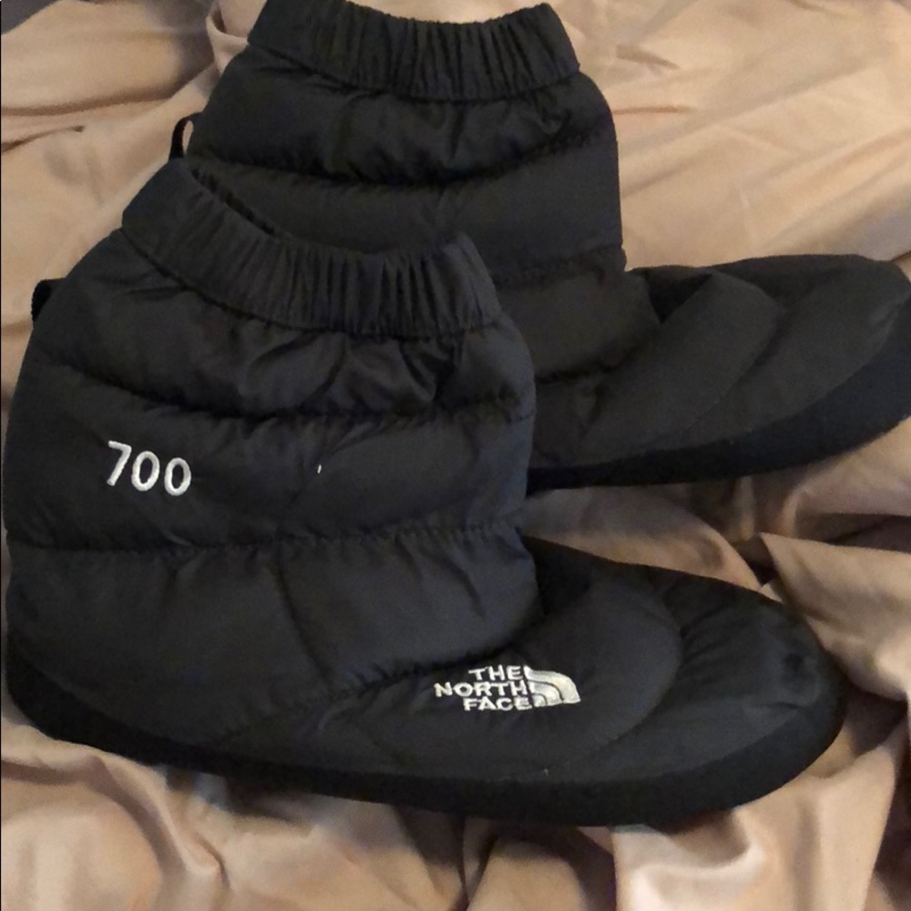 North face slippers